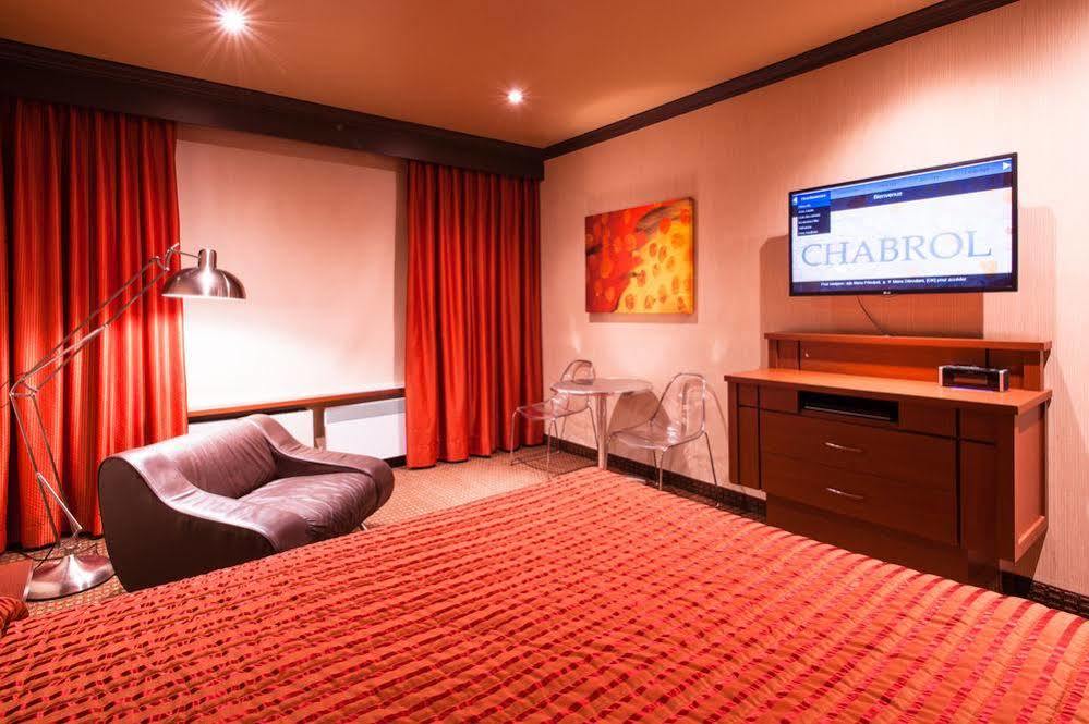 Hotel Le Chabrol & Montreal